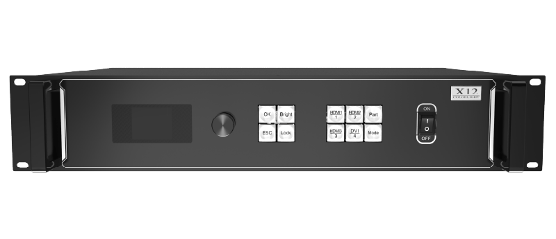 Colorlight製品 「X12」の前面の機材画像